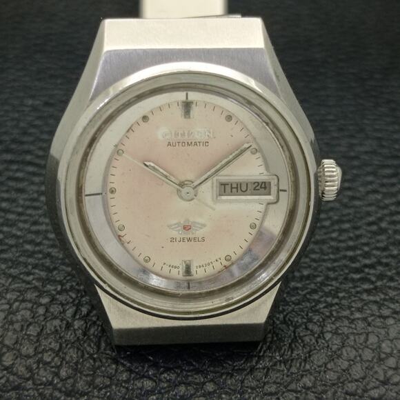 Vintage 1988 Citizen Automatic Womans Silver Watch W/daydate & Silver accents
